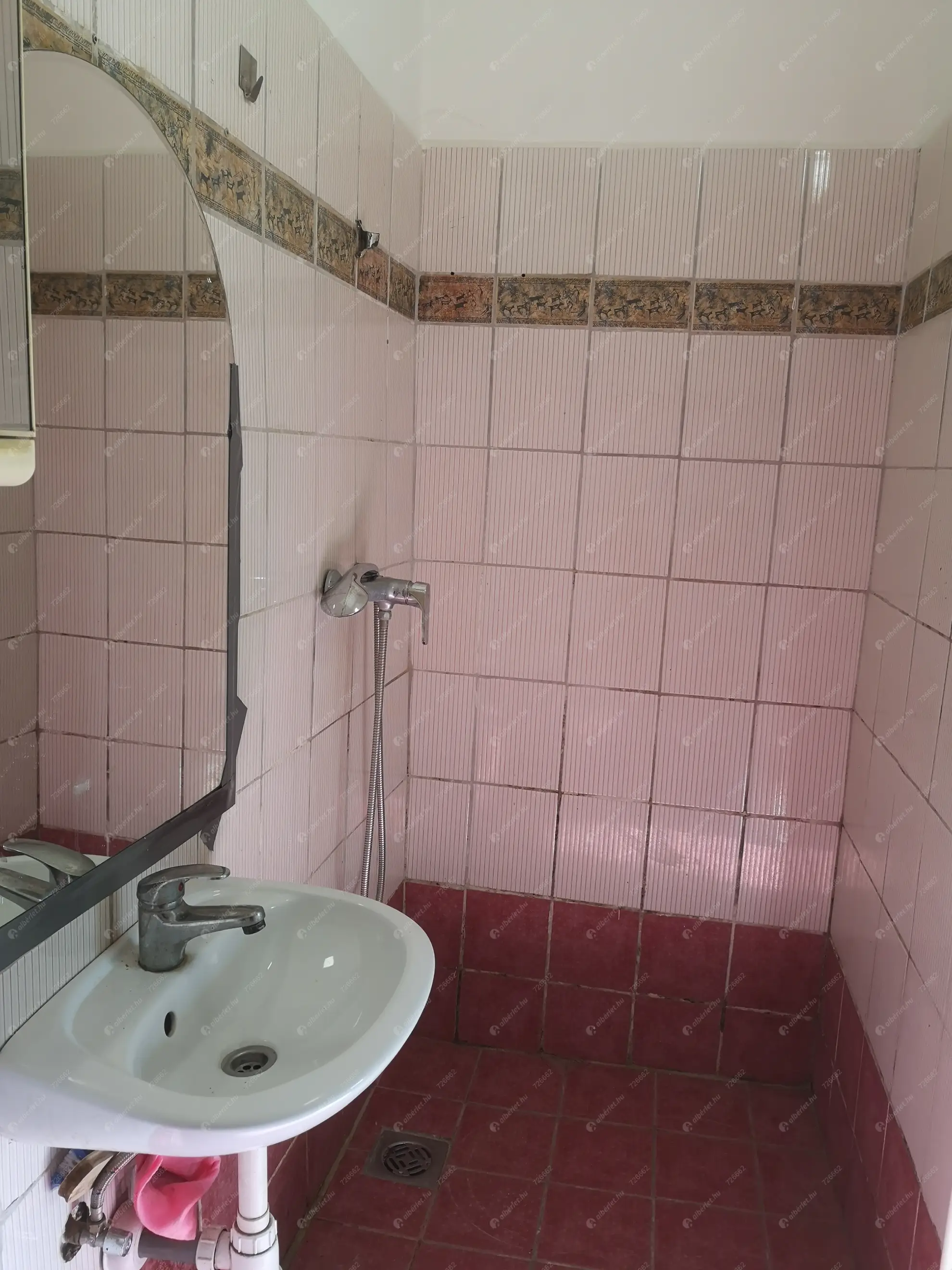 Kiadó albérlet 220000 Ft/hó áron: Budapest, II. kerület  Budakeszi  . Mérete: 60 nm, 3 szobás | Alberlet.hu - 6581785