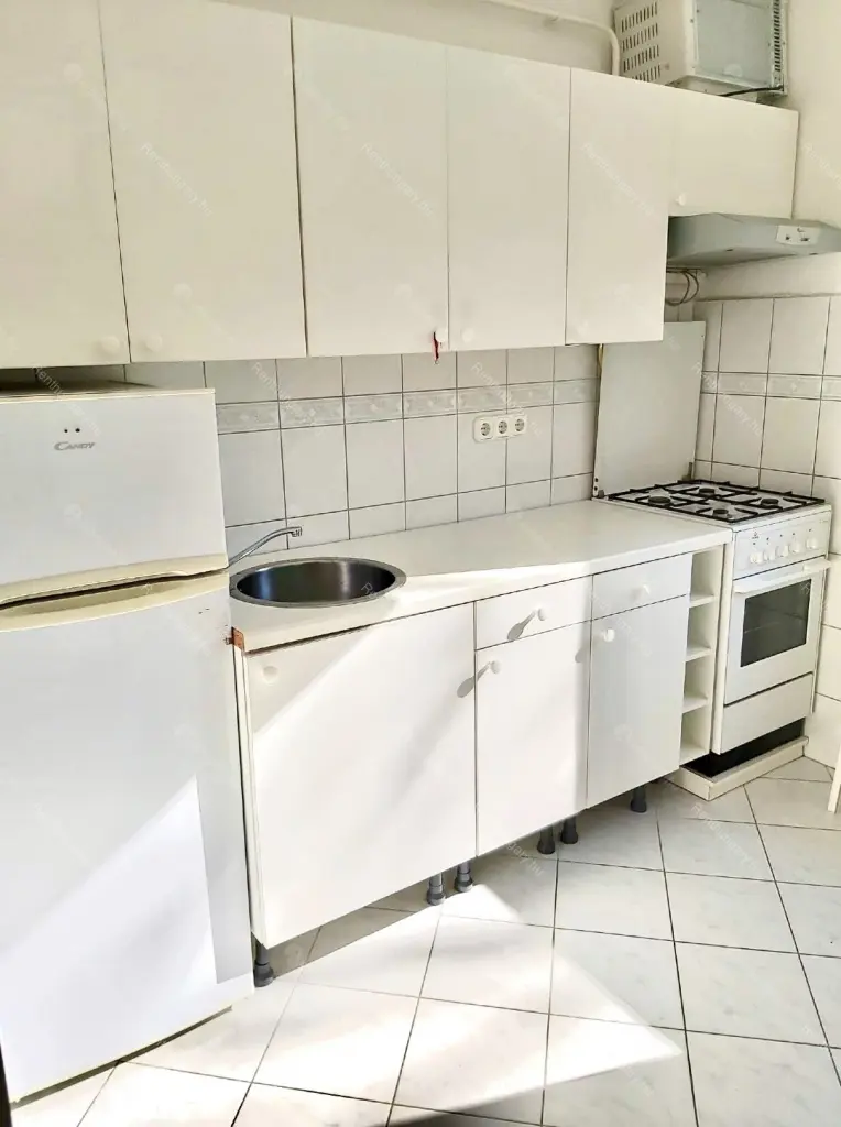 Kiadó albérlet 250000 Ft/hó áron: Budapest, II. kerület  Budakeszi út. Mérete: 48 nm, 2 szobás | Alberlet.hu - 6701238