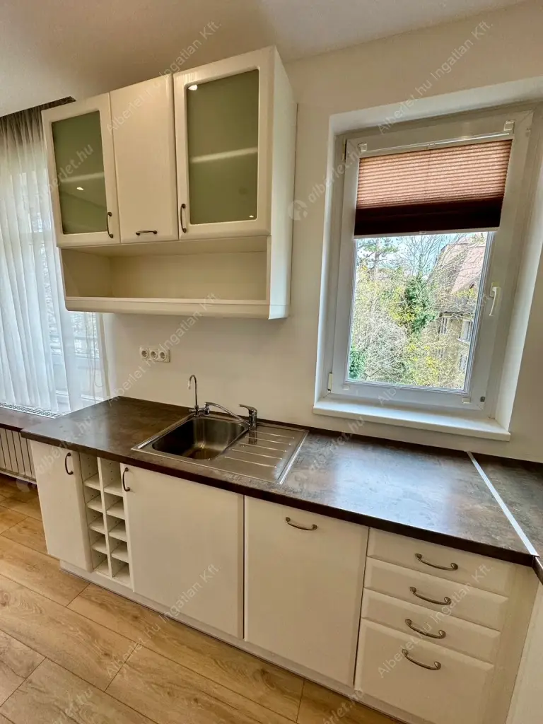 Kiadó albérlet 390000 Ft/hó áron: Budapest, II. kerület  Budakeszi út. Mérete: 57 nm, 1 szobás | Alberlet.hu - 6590961
