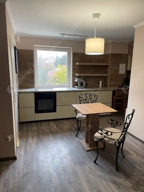 Kiadó albérlet 300000 Ft/hó áron: Budapest, II. kerület  Budenz út. Mérete: 58 nm, 2 szobás | Alberlet.hu - 6590158