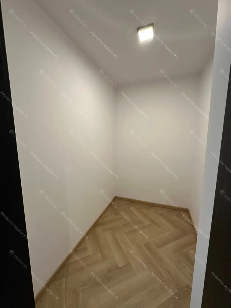 Kiadó albérlet 360000 Ft/hó áron: Budapest, II. kerület  Cimbalom utca. Mérete: 49 nm, 1 szobás | Alberlet.hu - 6656284