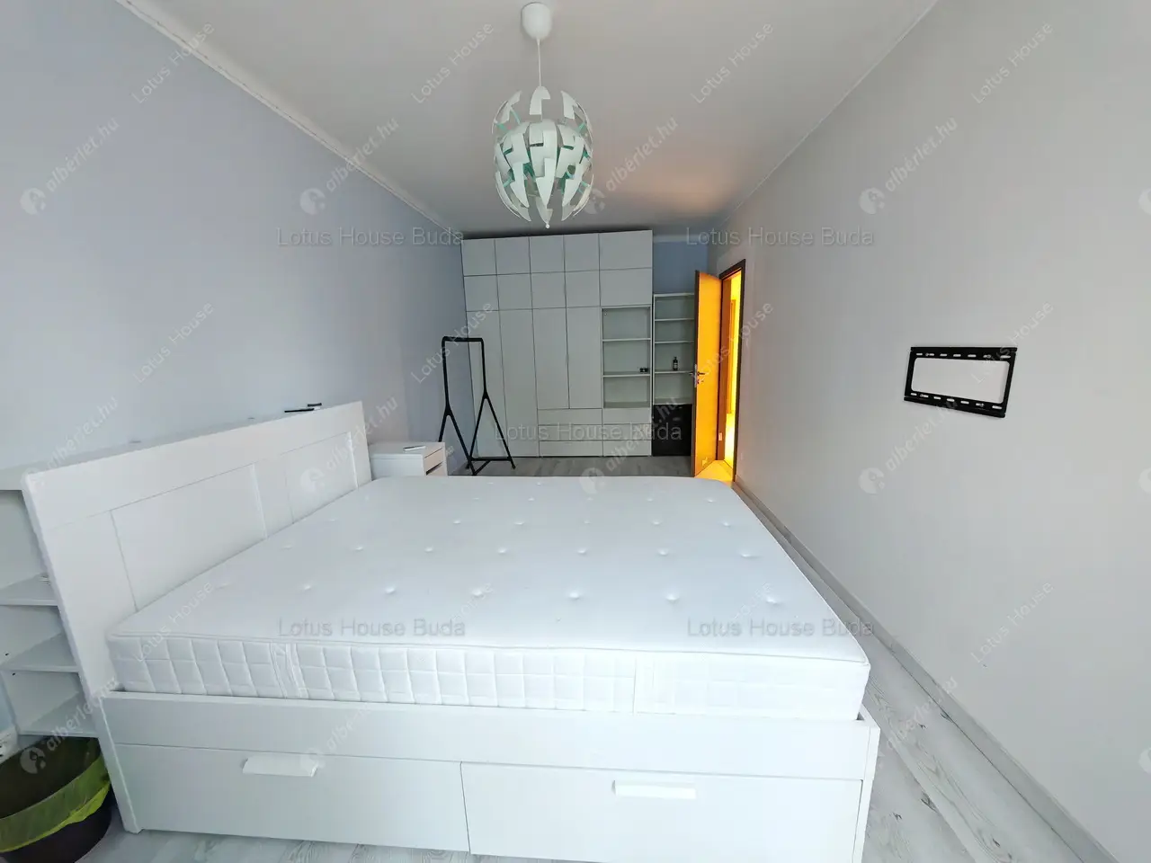 Kiadó albérlet 795000 Ft/hó áron: Budapest, II. kerület  Csalán út. Mérete: 129 nm, 4 szobás | Alberlet.hu - 6564950