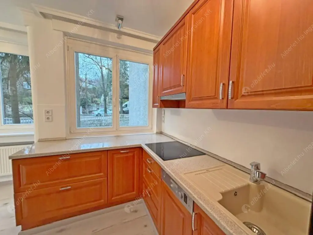 Kiadó albérlet 390000 Ft/hó áron: Budapest, II. kerület  Csalán út. Mérete: 71 nm, 2 szobás | Alberlet.hu - 6637705