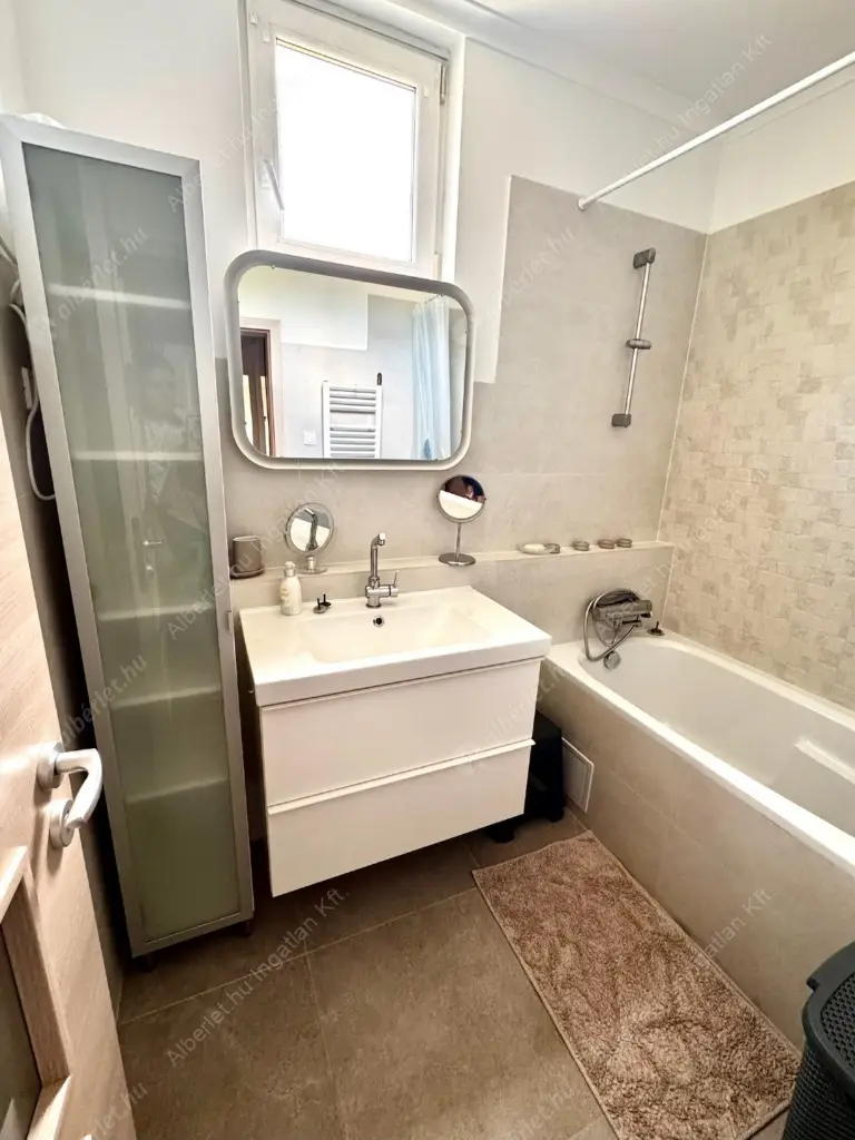 Kiadó albérlet 340000 Ft/hó áron: Budapest, II. kerület  Csalit utca. Mérete: 55 nm, 2 szobás | Alberlet.hu - 6585383