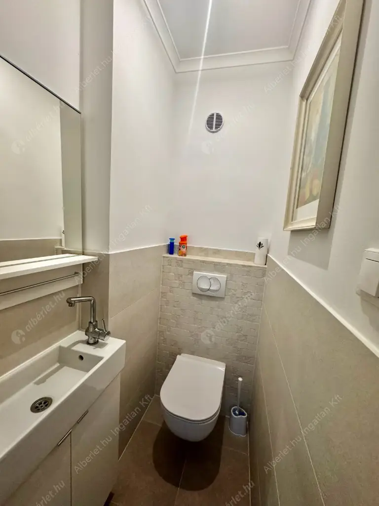 Kiadó albérlet 340000 Ft/hó áron: Budapest, II. kerület  Csalit utca. Mérete: 55 nm, 2 szobás | Alberlet.hu - 6585384