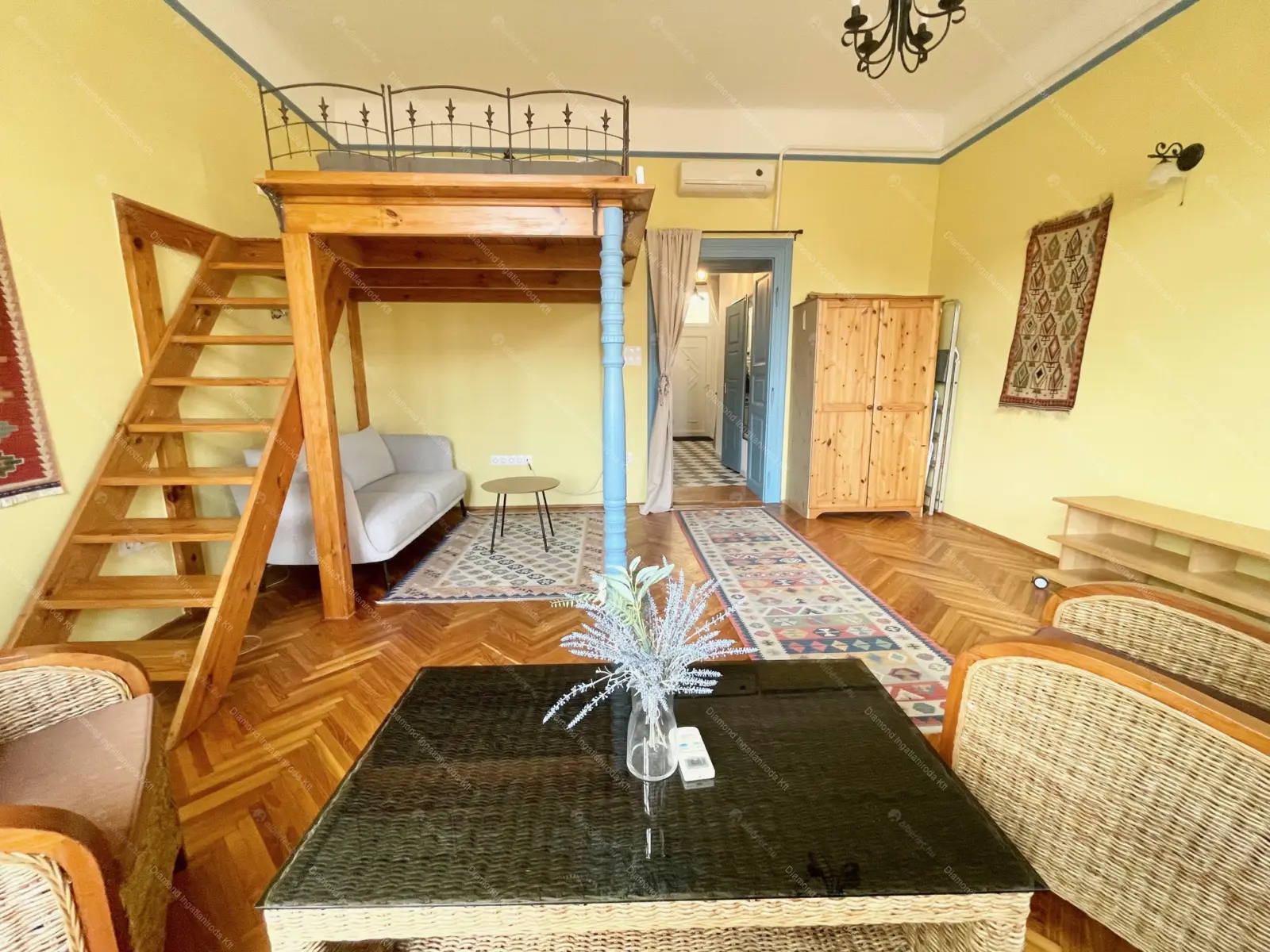 Kiadó albérlet 200000 Ft/hó áron: Budapest, II. kerület  Csalogány utca. Mérete: 36 nm, 1 szobás | Alberlet.hu - 6667053