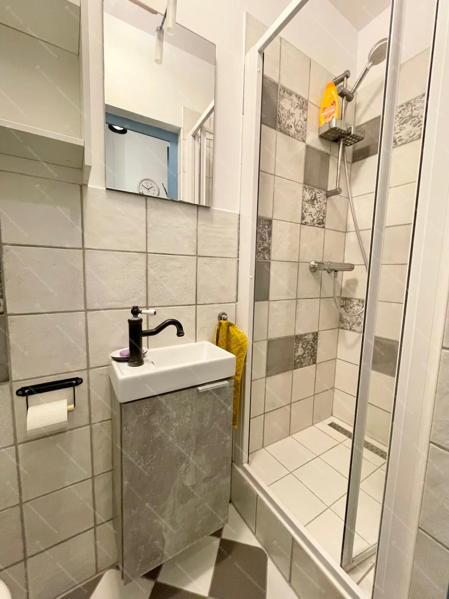 Kiadó albérlet 200000 Ft/hó áron: Budapest, II. kerület  Csalogány utca. Mérete: 36 nm, 1 szobás | Alberlet.hu - 6667059