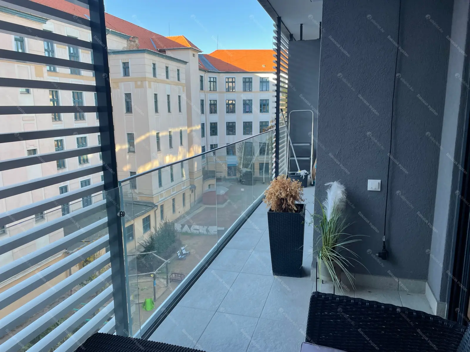 Kiadó albérlet 450000 Ft/hó áron: Budapest, II. kerület  Csalogány utca. Mérete: 53 nm, 2 szobás | Alberlet.hu - 6659874