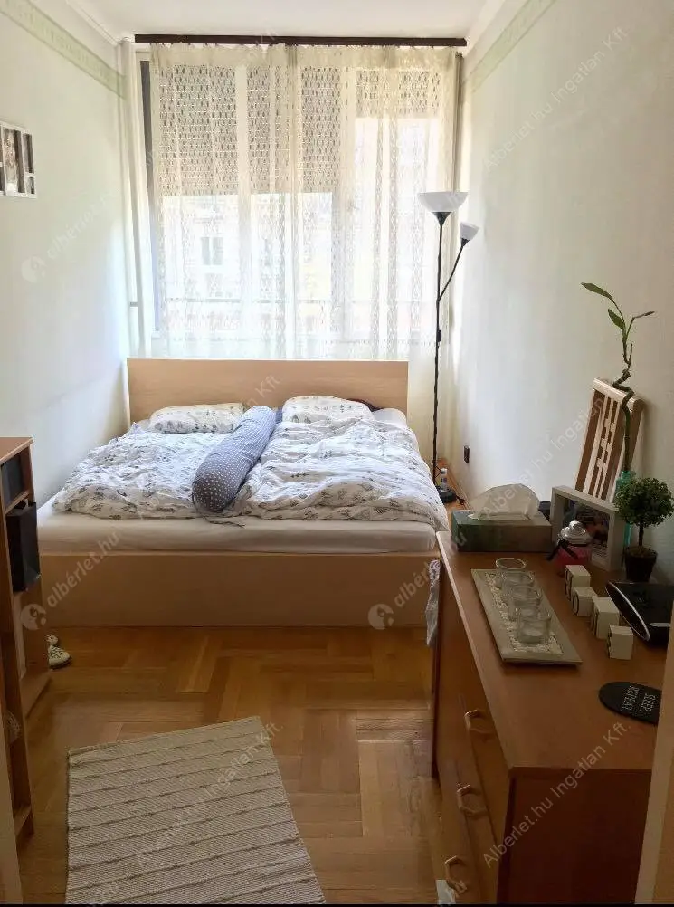Kiadó albérlet 250000 Ft/hó áron: Budapest, II. kerület  Csalogány utca. Mérete: 56 nm, 2 szobás | Alberlet.hu - 6591871