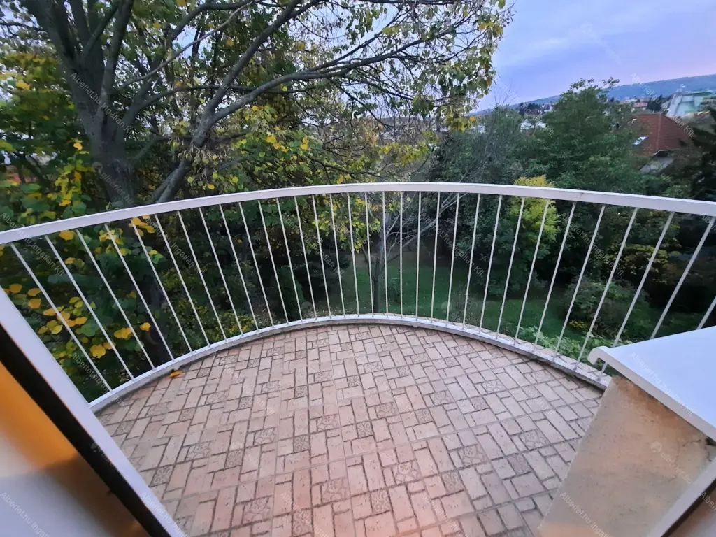 Kiadó albérlet 300000 Ft/hó áron: Budapest, II. kerület  Cseppkő utca. Mérete: 30 nm, 1 szobás | Alberlet.hu - 6704028