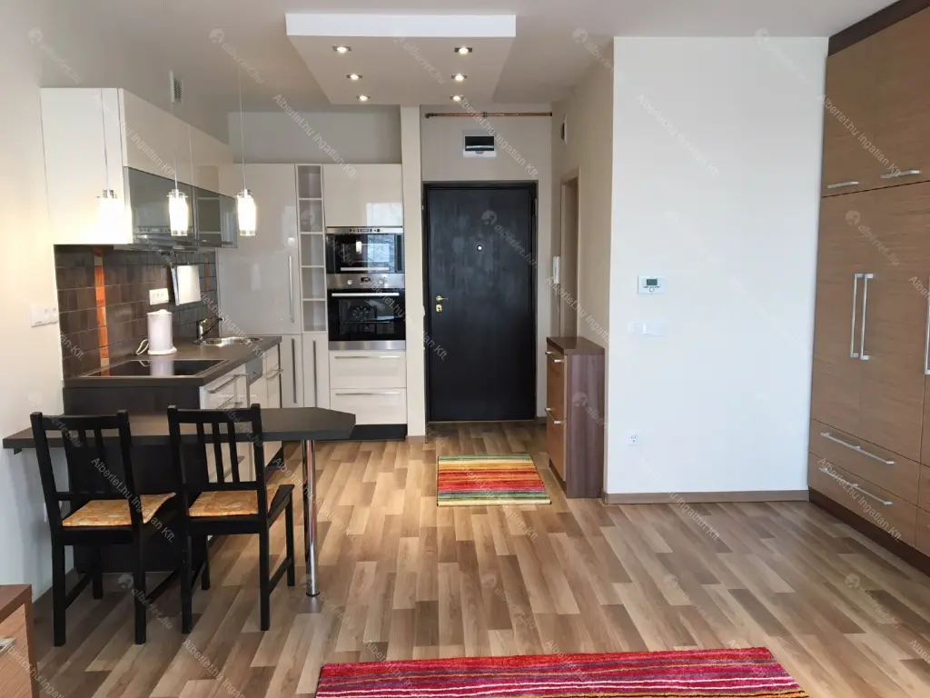 Kiadó albérlet 300000 Ft/hó áron: Budapest, II. kerület  Cseppkő utca. Mérete: 30 nm, 1 szobás | Alberlet.hu - 6704030