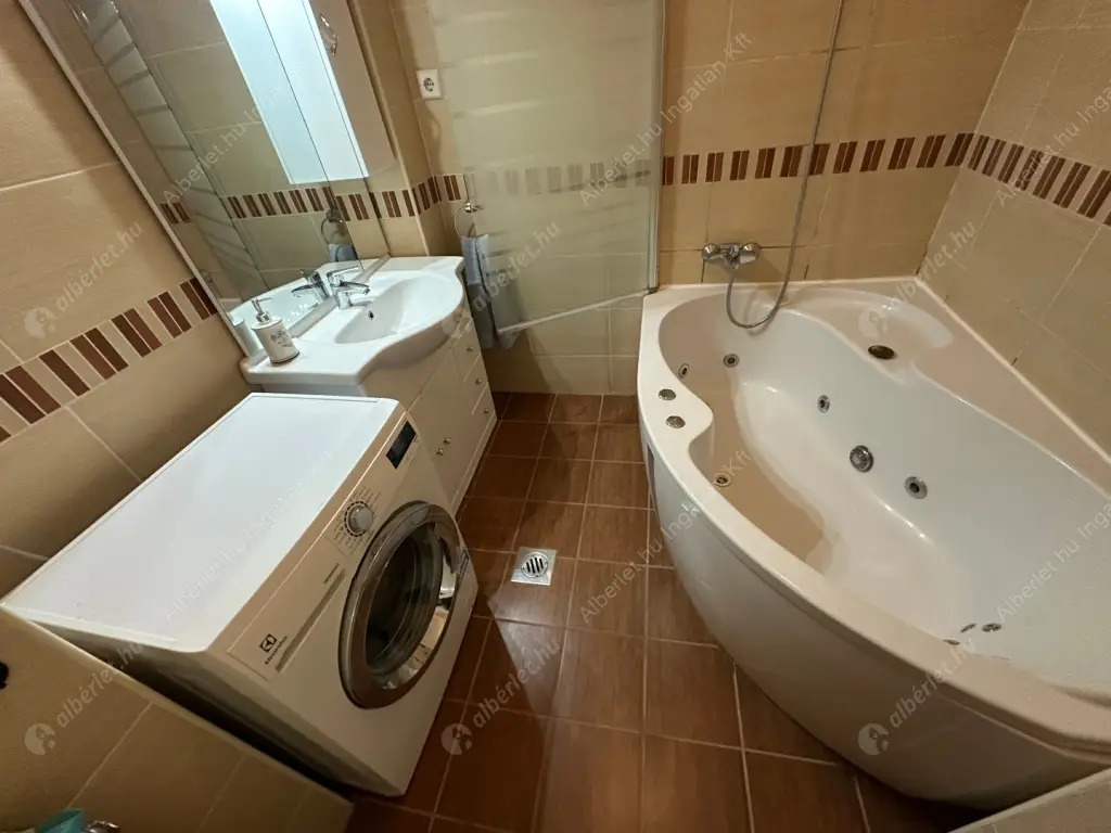 Kiadó albérlet 400000 Ft/hó áron: Budapest, II. kerület  Cseppkő utca. Mérete: 82 nm, 3 szobás | Alberlet.hu - 6568898