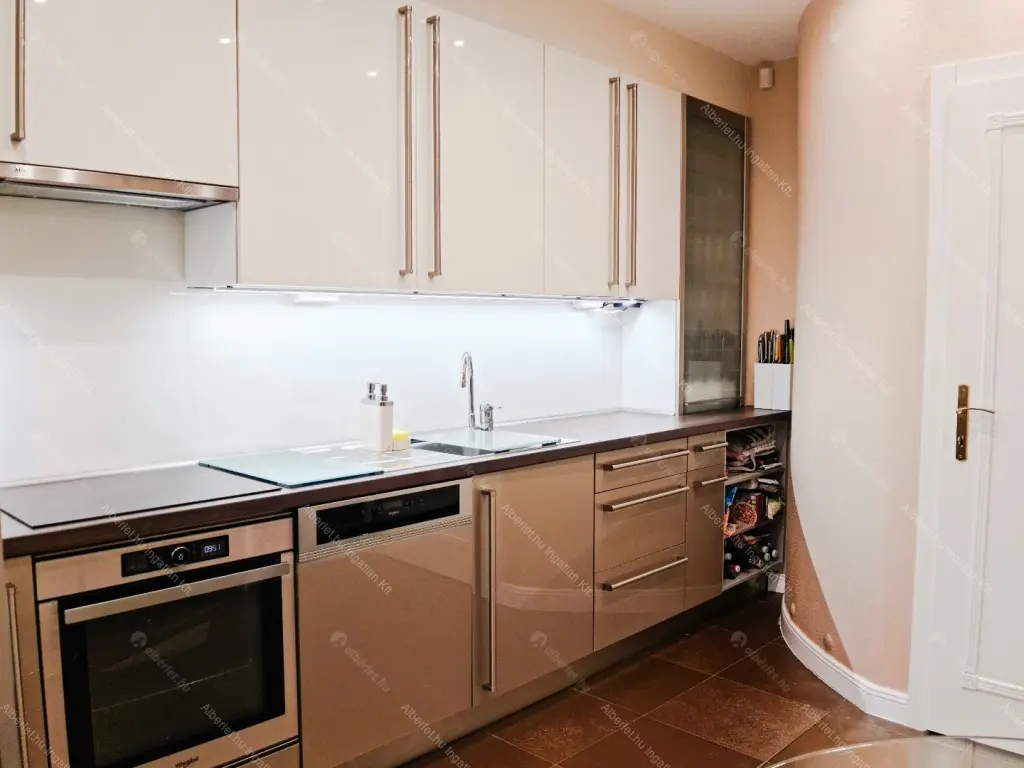 Kiadó albérlet 770000 Ft/hó áron: Budapest, II. kerület  Cserje utca. Mérete: 95 nm, 3 szobás | Alberlet.hu - 6663490