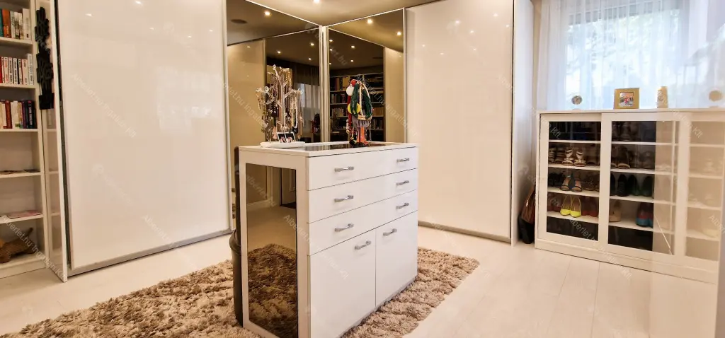 Kiadó albérlet 770000 Ft/hó áron: Budapest, II. kerület  Cserje utca. Mérete: 95 nm, 3 szobás | Alberlet.hu - 6663497