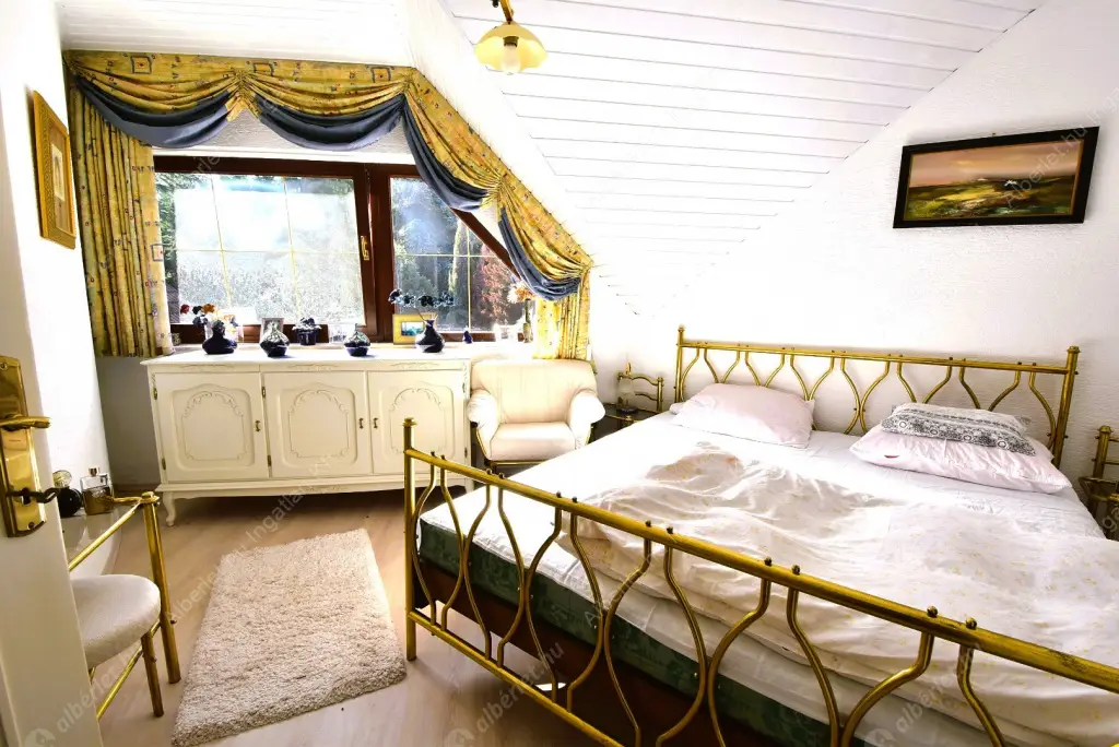 Kiadó albérlet 400000 Ft/hó áron: Budapest, II. kerület  Delta utca. Mérete: 124 nm, 3 szobás | Alberlet.hu - 6528654