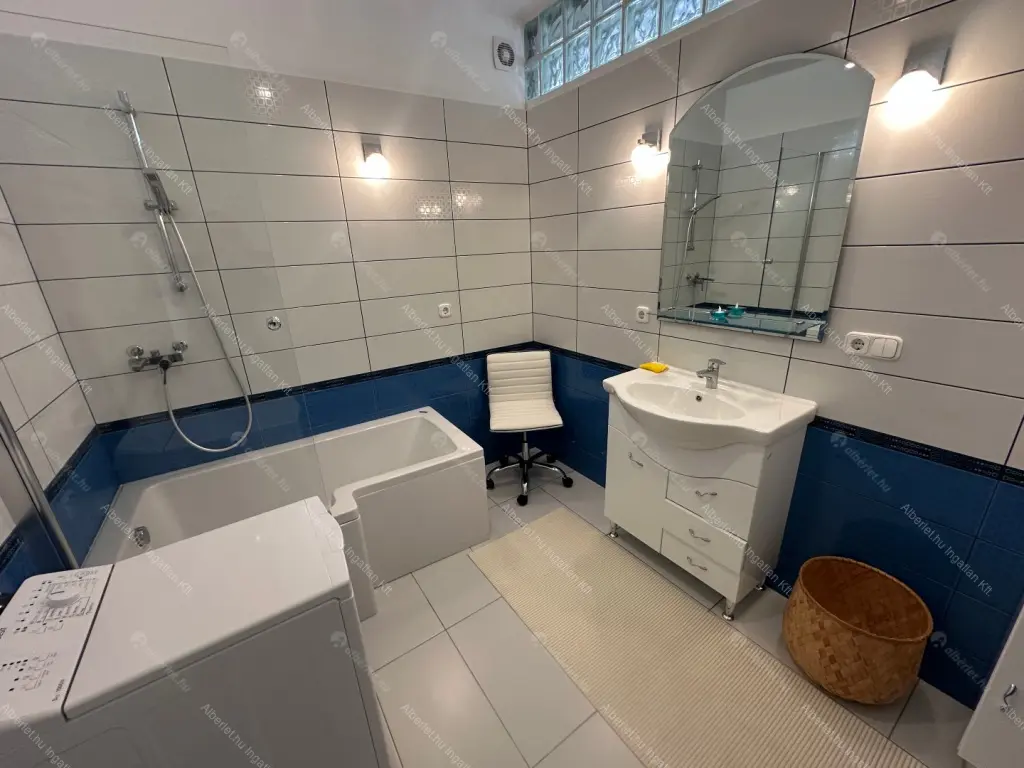 Kiadó albérlet 754000 Ft/hó áron: Budapest, II. kerület  Endrődi Sándor utca. Mérete: 120 nm, 4 szobás | Alberlet.hu - 6691375