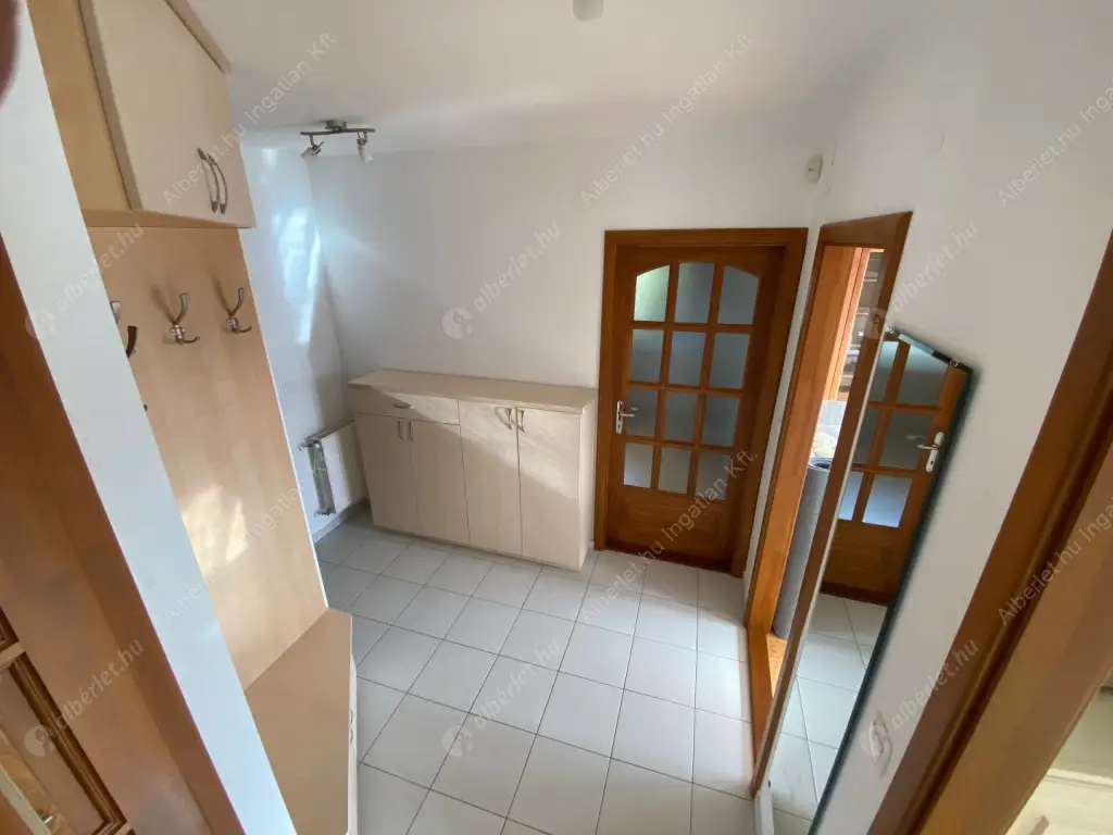 Kiadó albérlet 330000 Ft/hó áron: Budapest, II. kerület  Endrődi Sándor utca. Mérete: 62 nm, 3 szobás | Alberlet.hu - 6597056