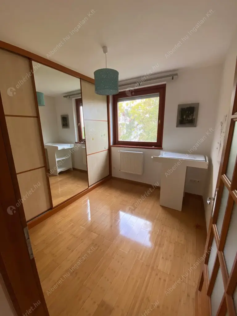 Kiadó albérlet 330000 Ft/hó áron: Budapest, II. kerület  Endrődi Sándor utca. Mérete: 62 nm, 3 szobás | Alberlet.hu - 6597059