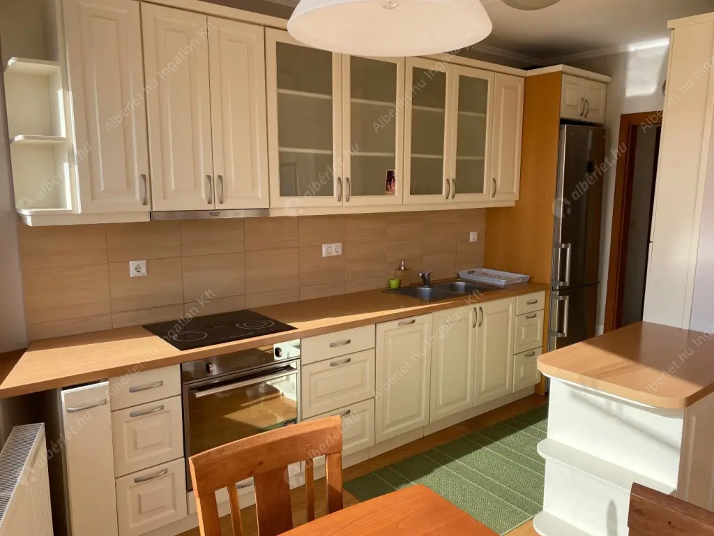 Kiadó albérlet 330000 Ft/hó áron: Budapest, II. kerület  Endrődi Sándor utca. Mérete: 62 nm, 3 szobás | Alberlet.hu - 6597065