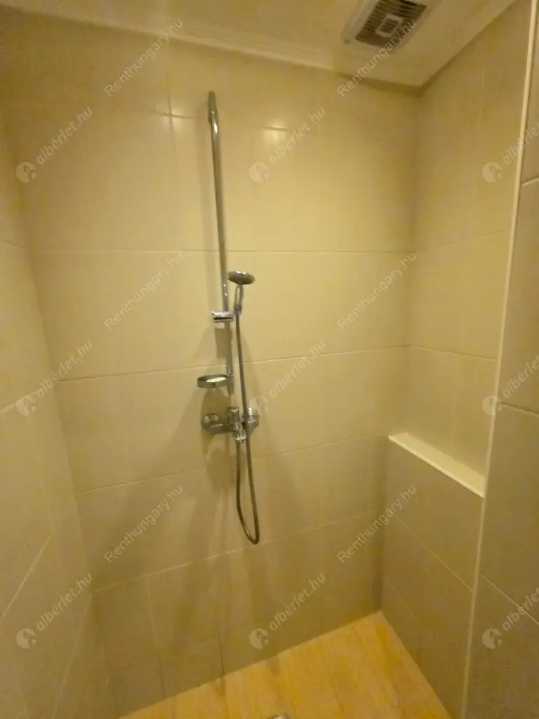 Kiadó albérlet 348000 Ft/hó áron: Budapest, II. kerület  Endrődi Sándor utca. Mérete: 71 nm, 2 szobás | Alberlet.hu - 6562005