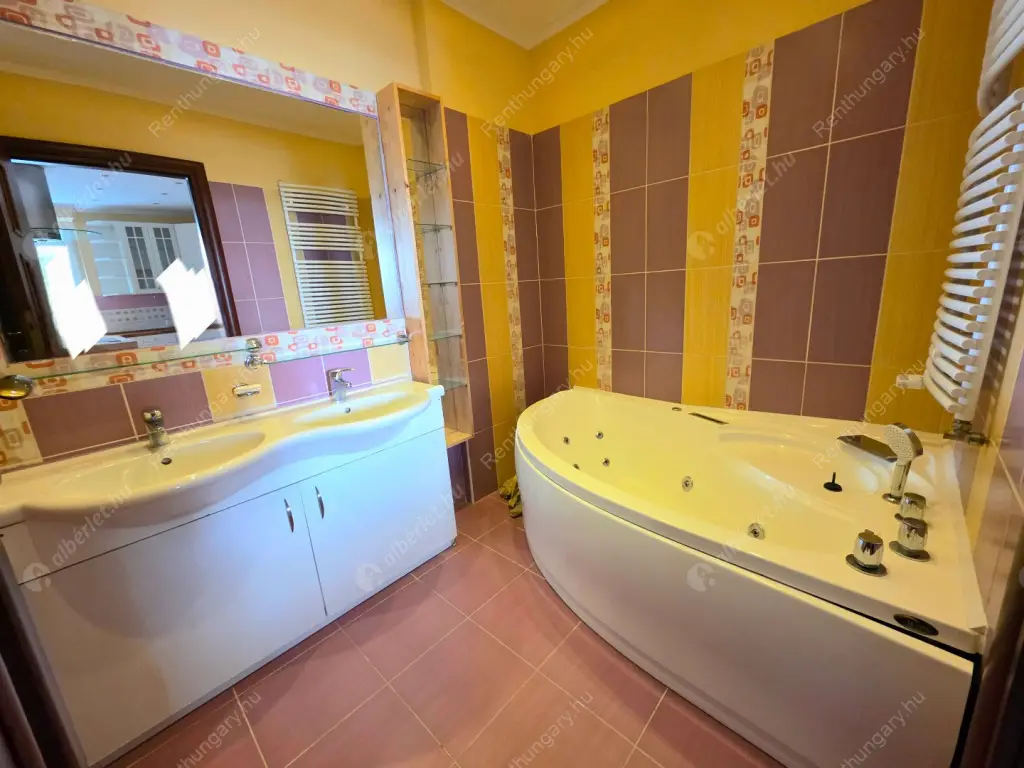 Kiadó albérlet 348000 Ft/hó áron: Budapest, II. kerület  Endrődi Sándor utca. Mérete: 71 nm, 2 szobás | Alberlet.hu - 6562007