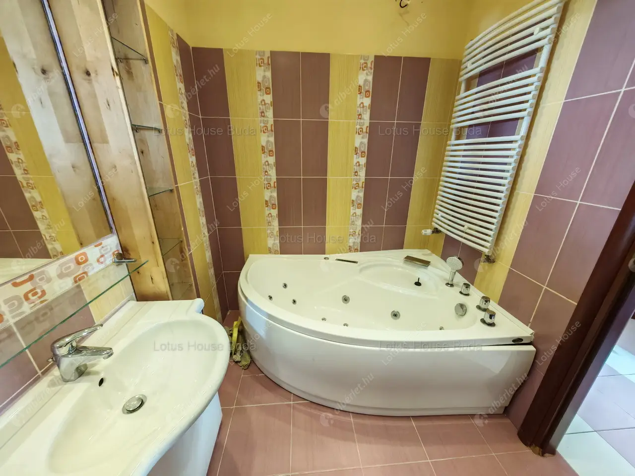 Kiadó albérlet 349000 Ft/hó áron: Budapest, II. kerület  Endrődi Sándor utca. Mérete: 71 nm, 3 szobás | Alberlet.hu - 6557591