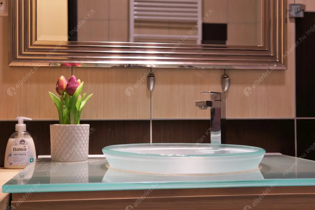 Kiadó albérlet 621000 Ft/hó áron: Budapest, II. kerület  Erőd utca. Mérete: 130 nm, 4 szobás | Alberlet.hu - 6519561