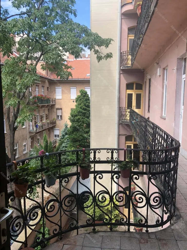 Kiadó albérlet 350000 Ft/hó áron: Budapest, II. kerület  Erőd utca. Mérete: 58 nm, 2 szobás | Alberlet.hu - 6817446