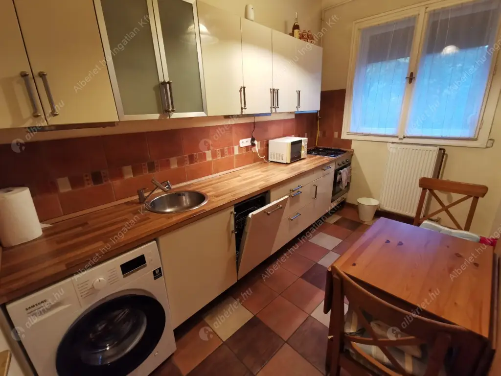 Kiadó albérlet 250000 Ft/hó áron: Budapest, II. kerület  Fazekas utca. Mérete: 56 nm, 2 szobás | Alberlet.hu - 6570366