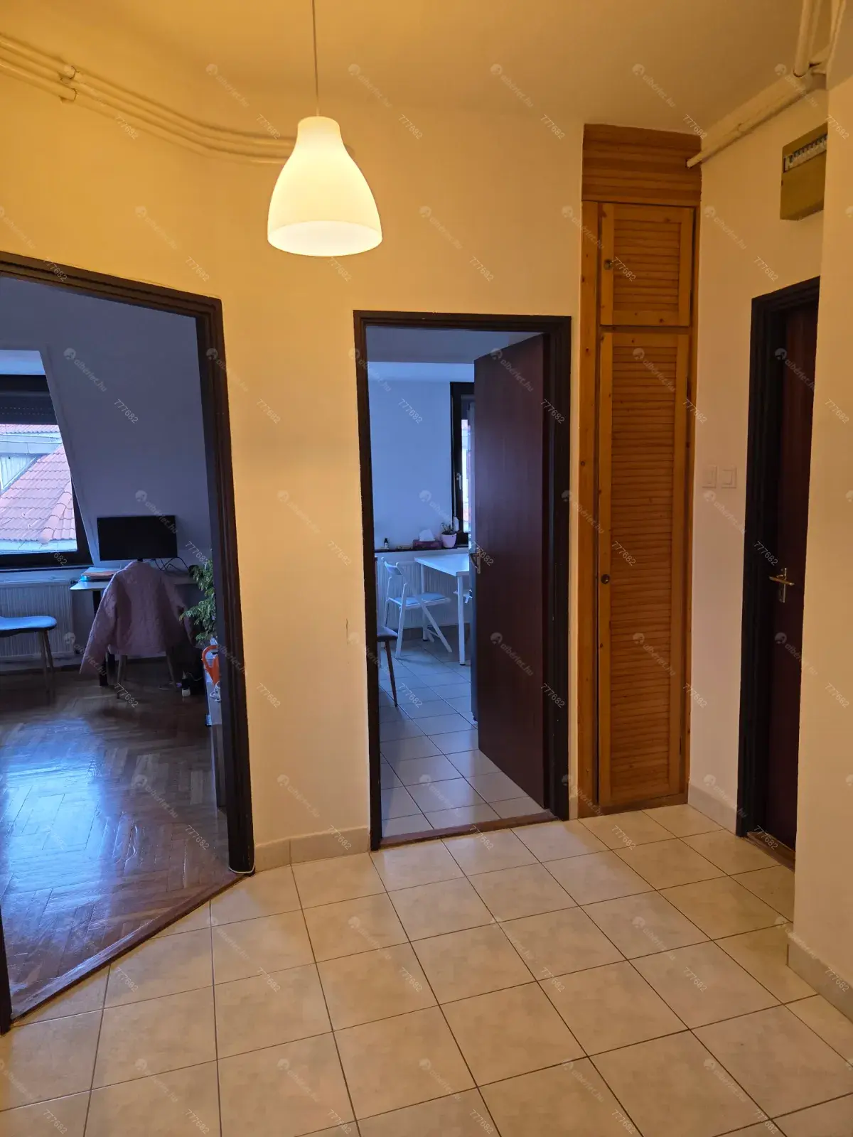 Kiadó albérlet 344000 Ft/hó áron: Budapest, II. kerület   Felhévizi út . Mérete: 75 nm, 4 szobás | Alberlet.hu - 6708167