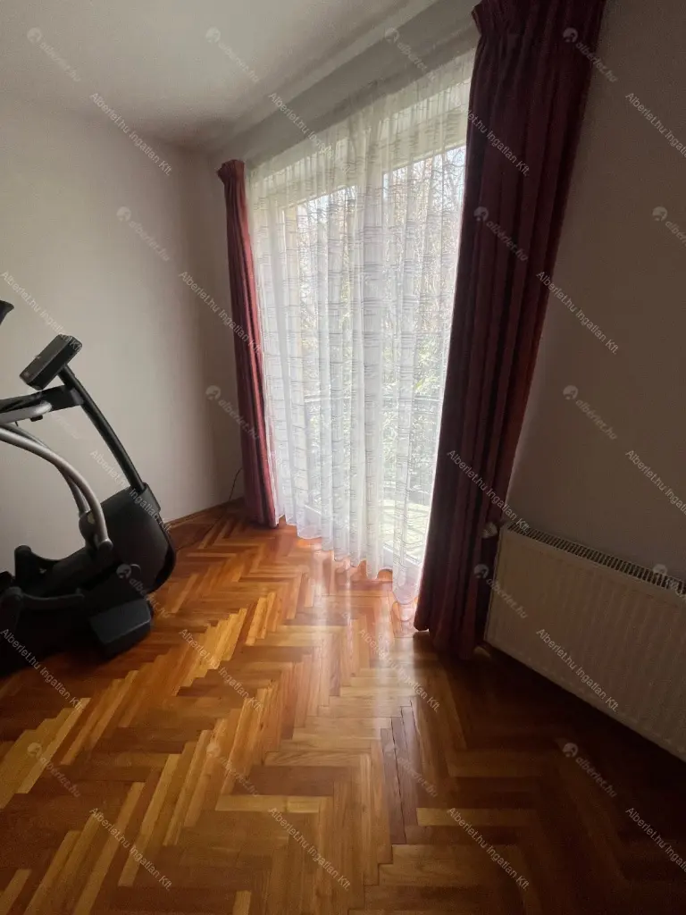 Kiadó albérlet 760000 Ft/hó áron: Budapest, II. kerület  Felső Zöldmáli út. Mérete: 107 nm, 5 szobás | Alberlet.hu - 6671603