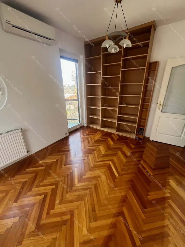 Kiadó albérlet 670000 Ft/hó áron: Budapest, II. kerület  Felső Zöldmáli út. Mérete: 107 nm, 5 szobás | Alberlet.hu - 6673542