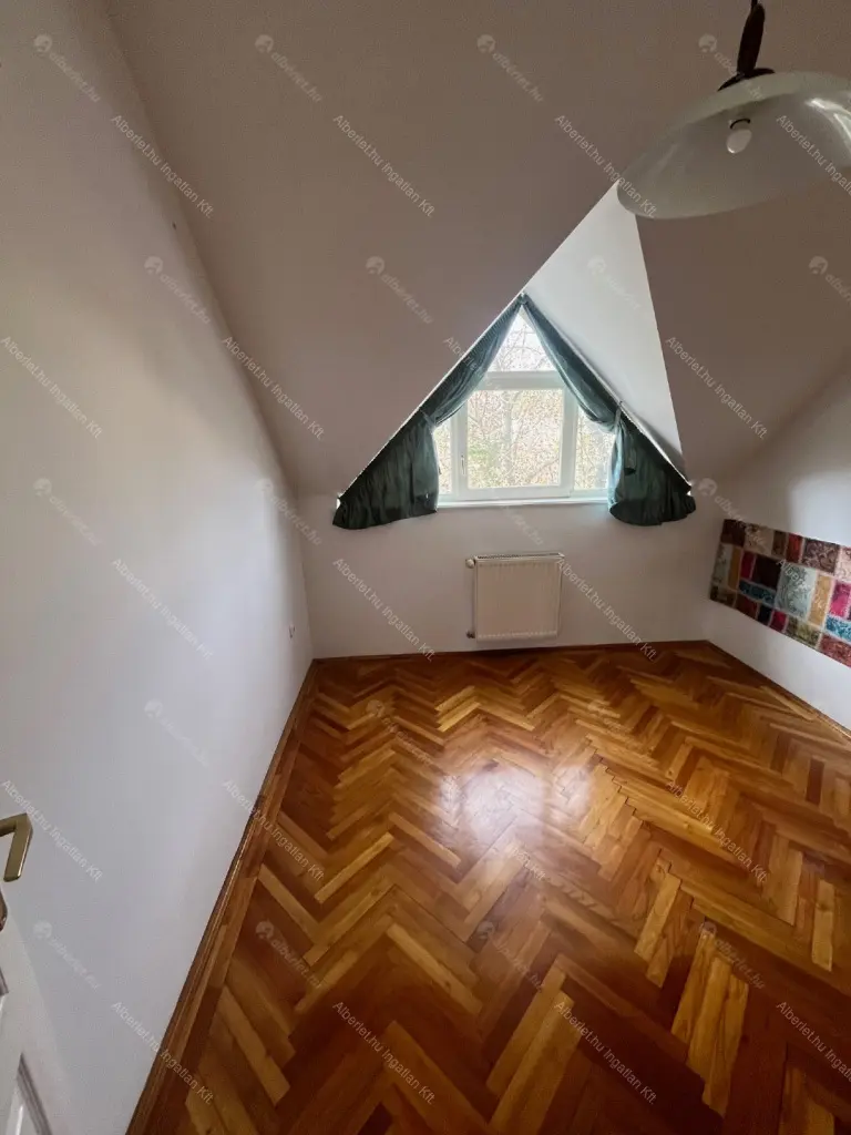 Kiadó albérlet 670000 Ft/hó áron: Budapest, II. kerület  Felső Zöldmáli út. Mérete: 107 nm, 5 szobás | Alberlet.hu - 6673544