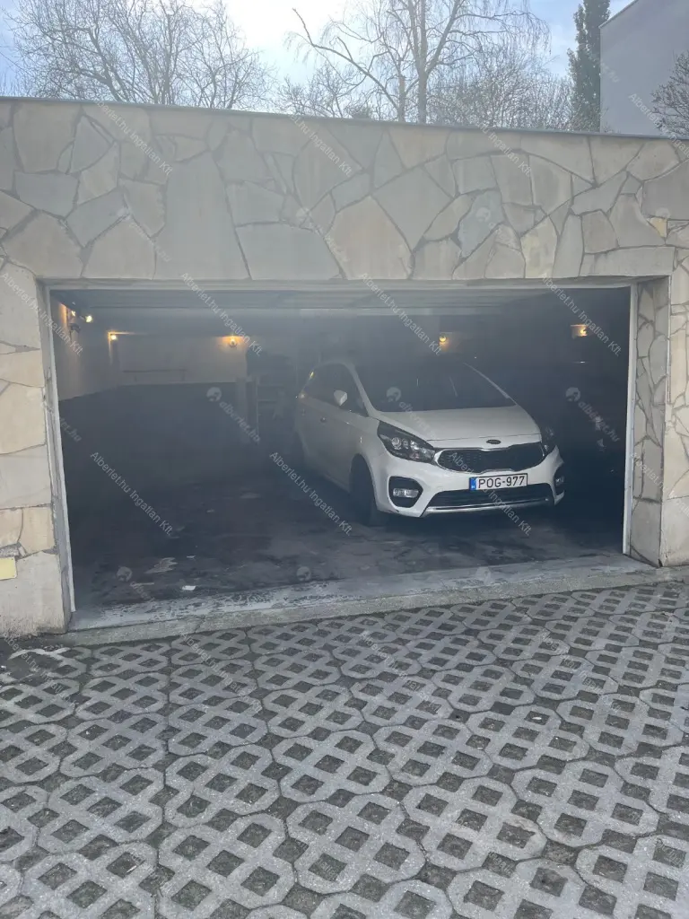 Kiadó albérlet 670000 Ft/hó áron: Budapest, II. kerület  Felső Zöldmáli út. Mérete: 107 nm, 5 szobás | Alberlet.hu - 6673553