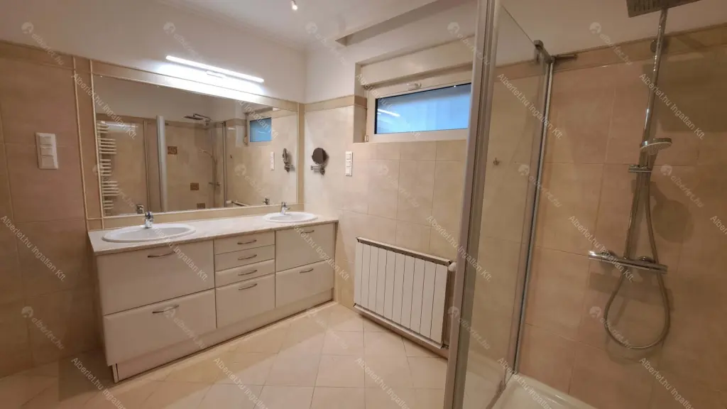 Kiadó albérlet 890000 Ft/hó áron: Budapest, II. kerület  Felső Zöldmáli út. Mérete: 185 nm, 3 szobás | Alberlet.hu - 6689551