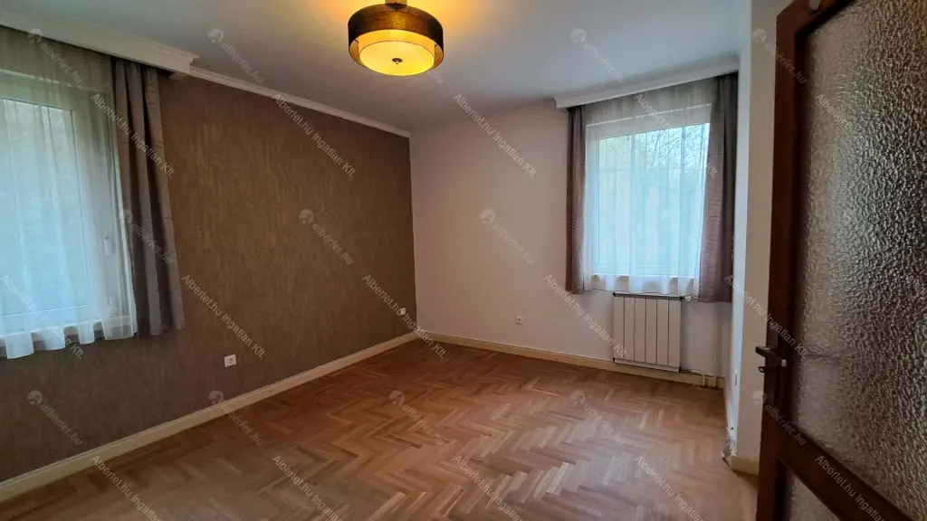 Kiadó albérlet 790000 Ft/hó áron: Budapest, II. kerület  Felső Zöldmáli út. Mérete: 185 nm, 3 szobás | Alberlet.hu - 6709060