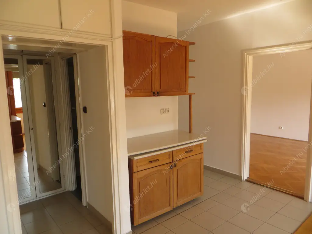 Kiadó albérlet 260000 Ft/hó áron: Budapest, II. kerület  Felső Zöldmáli út. Mérete: 64 nm, 2 szobás | Alberlet.hu - 6582901
