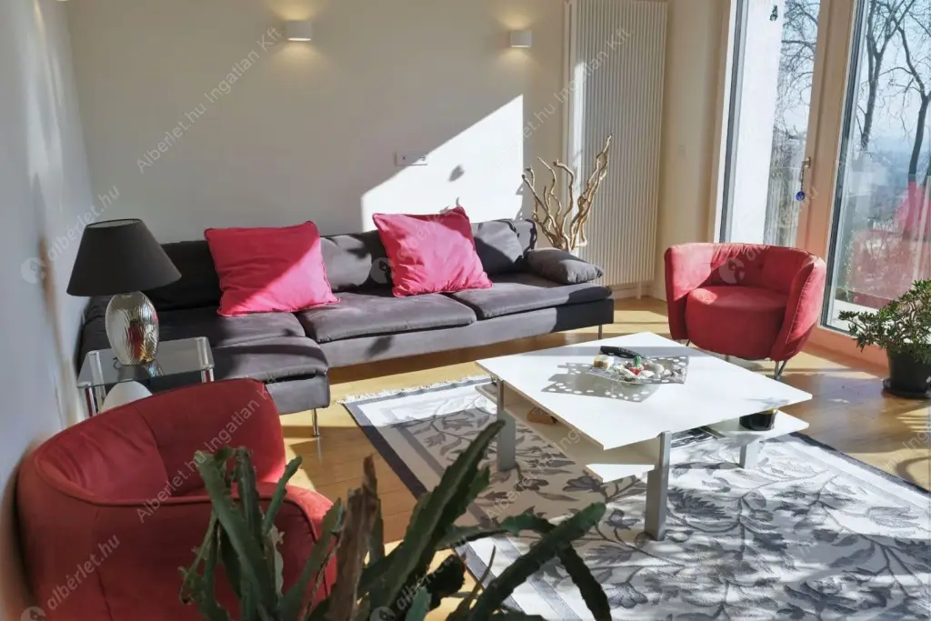 Kiadó albérlet 1400000 Ft/hó áron: Budapest, II. kerület  Fillér utca. Mérete: 153 nm, 5 szobás | Alberlet.hu - 6517424