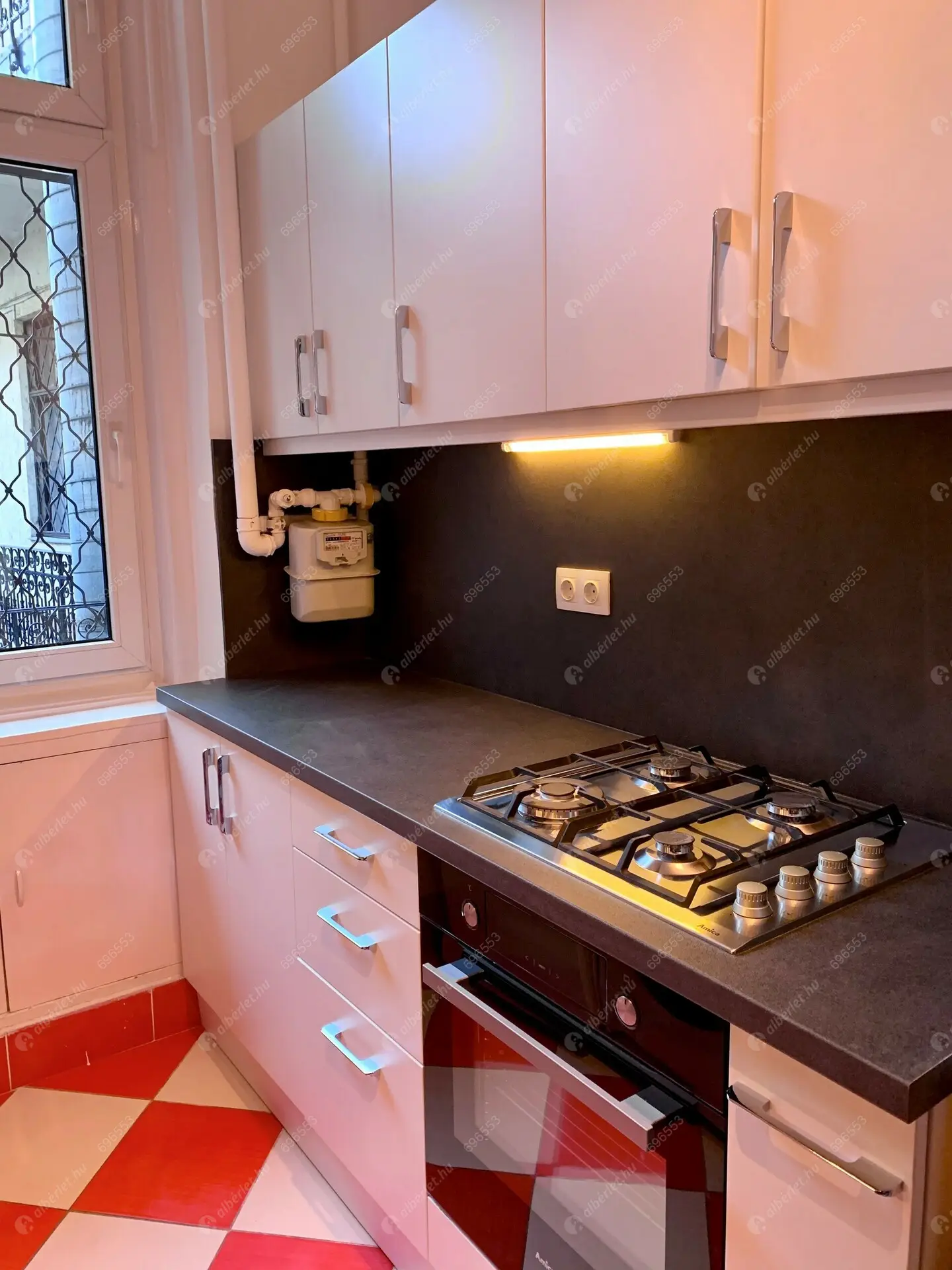 Kiadó albérlet 220000 Ft/hó áron: Budapest, II. kerület   Fő utca . Mérete: 48 nm, 1 szobás | Alberlet.hu - 5597920