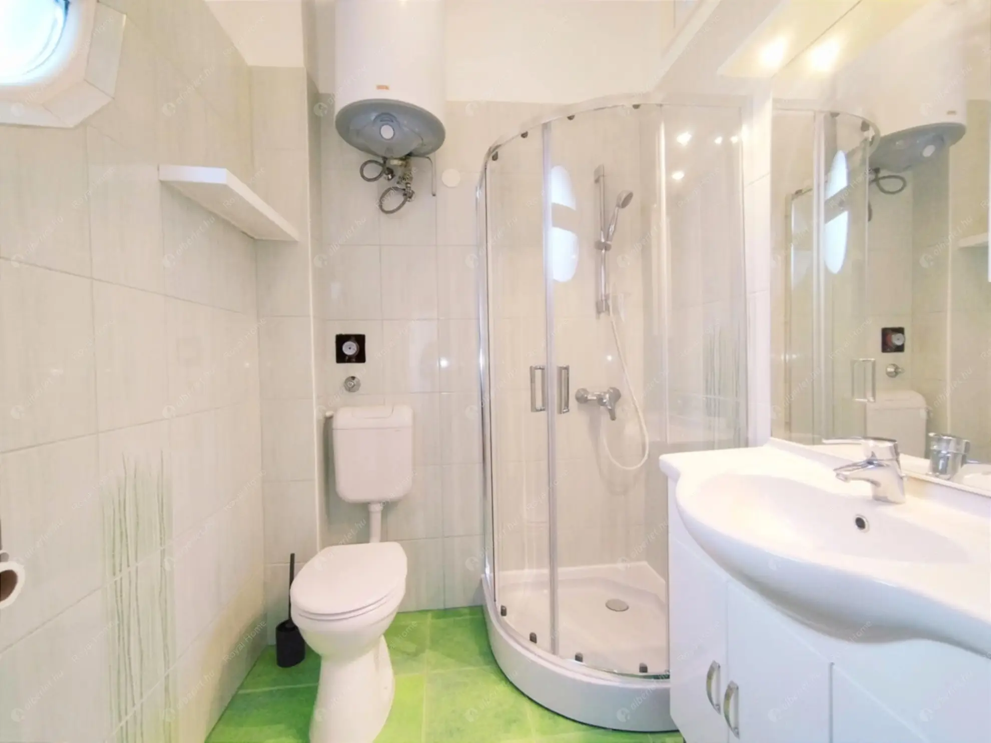 Kiadó albérlet 189000 Ft/hó áron: Budapest, II. kerület  Forint utca. Mérete: 31 nm, 1 szobás | Alberlet.hu - 6632975