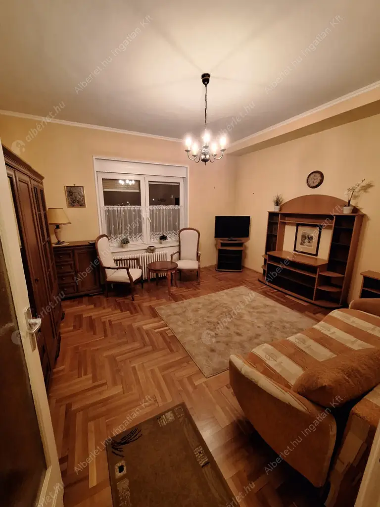 Kiadó albérlet 190000 Ft/hó áron: Budapest, II. kerület  Frankel Leó út. Mérete: 30 nm, 1 szobás | Alberlet.hu - 6630831