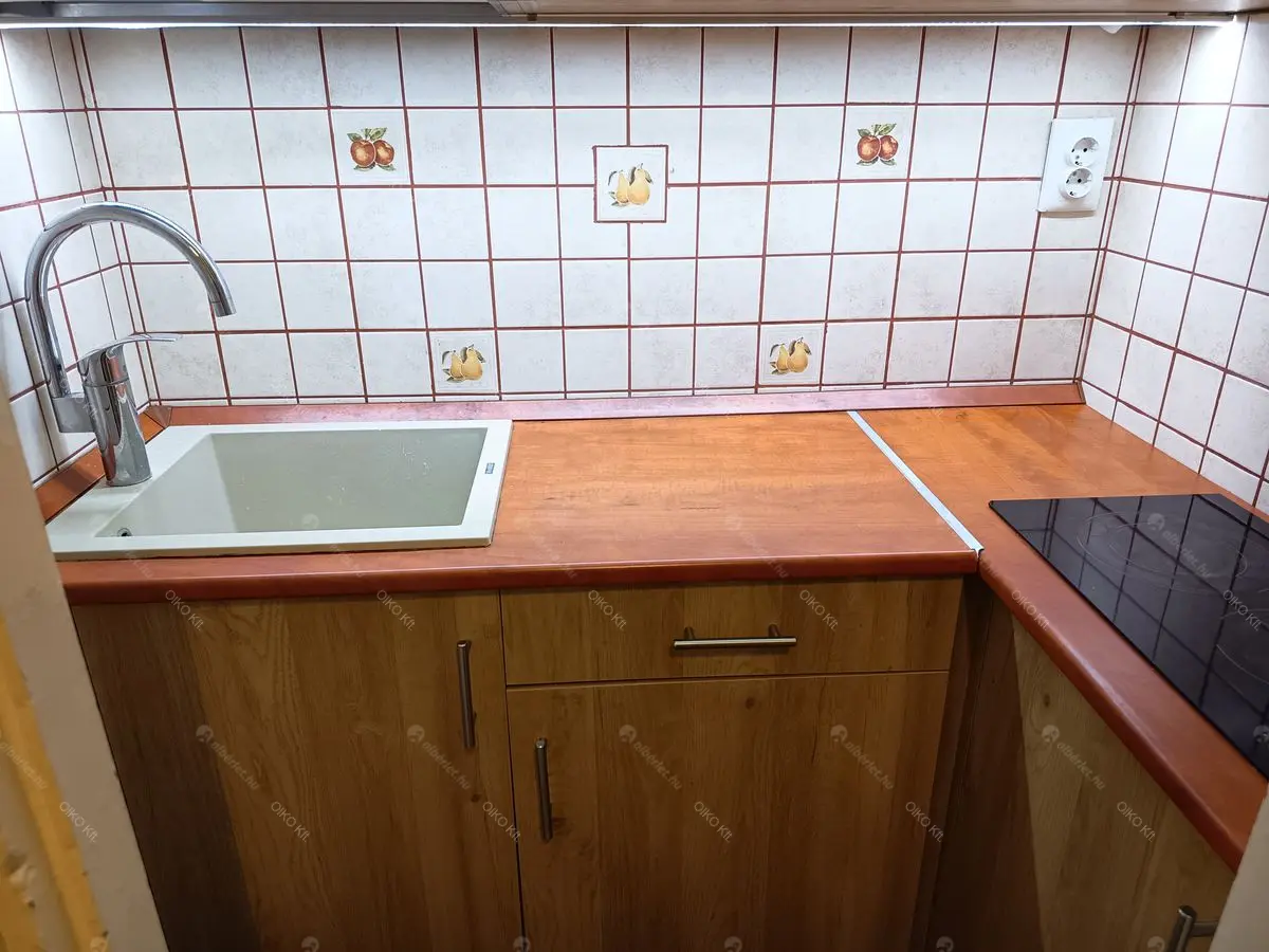 Kiadó albérlet 188000 Ft/hó áron: Budapest, II. kerület  Frankel Leó út. Mérete: 40 nm, 1 szobás | Alberlet.hu - 6659766