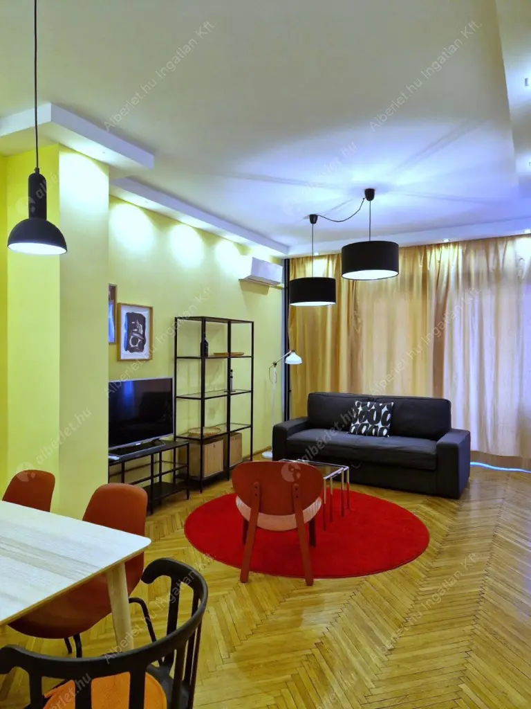 Kiadó albérlet 360000 Ft/hó áron: Budapest, II. kerület  Frankel Leó út. Mérete: 56 nm, 2 szobás | Alberlet.hu - 6633732
