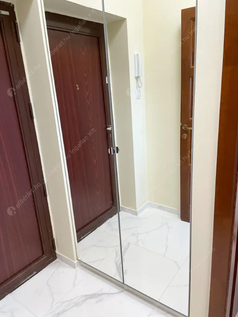 Kiadó albérlet 299000 Ft/hó áron: Budapest, II. kerület  Gábor Áron utca. Mérete: 51 nm, 1 szobás | Alberlet.hu - 6618032