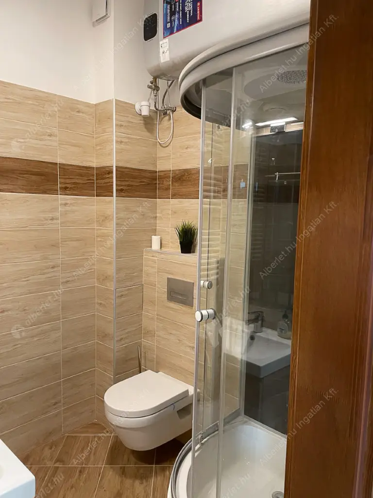 Kiadó albérlet 299000 Ft/hó áron: Budapest, II. kerület  Gábor Áron utca. Mérete: 51 nm, 1 szobás | Alberlet.hu - 6628457