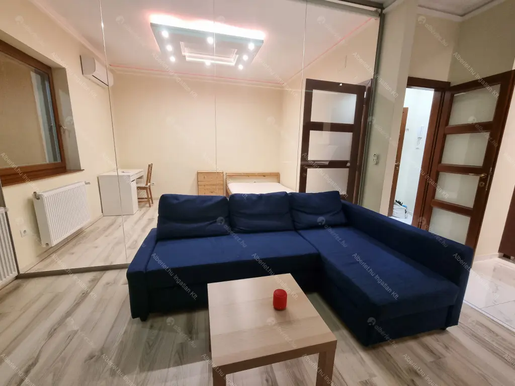 Kiadó albérlet 280000 Ft/hó áron: Budapest, II. kerület  Gábor Áron utca. Mérete: 51 nm, 1 szobás | Alberlet.hu - 6648314