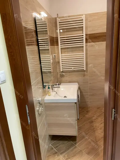 Kiadó albérlet 299000 Ft/hó áron: Budapest, II. kerület  Gábor Áron utca. Mérete: 51 nm, 2 szobás | Alberlet.hu - 6643487