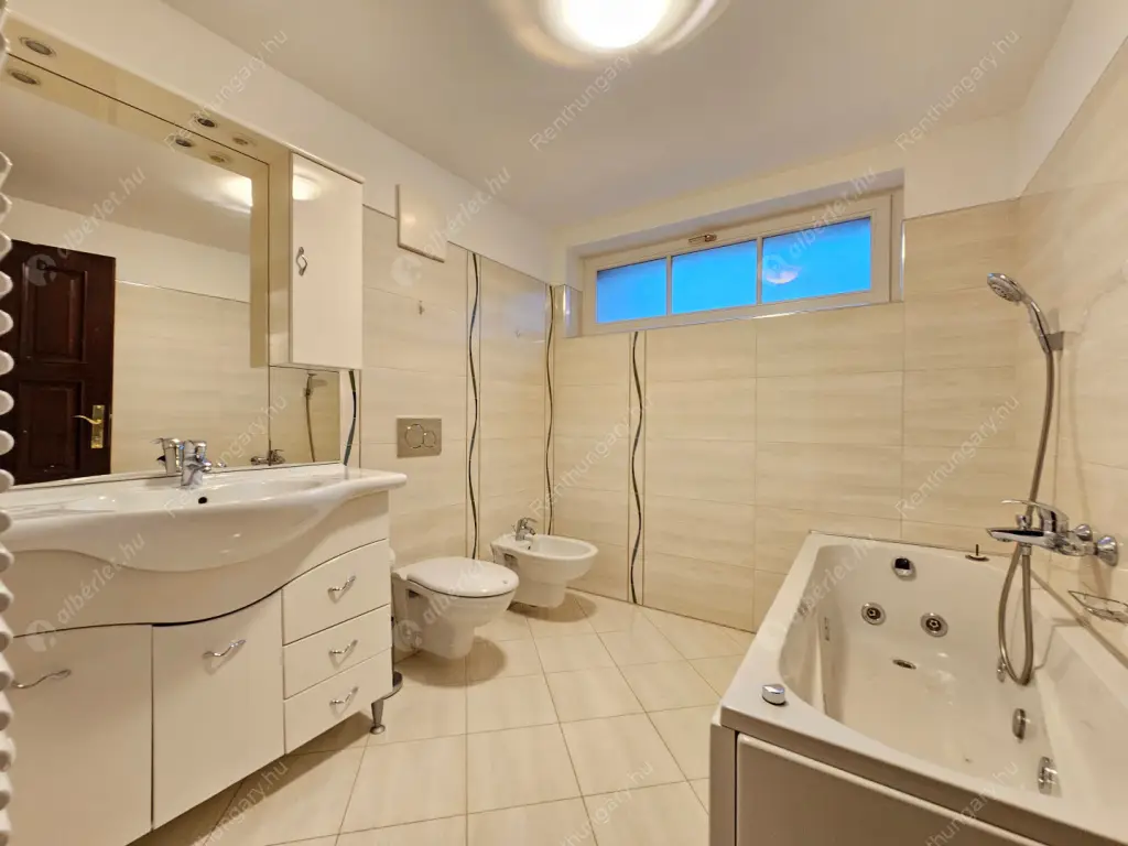 Kiadó albérlet 578000 Ft/hó áron: Budapest, II. kerület  Gárdonyi Géza út. Mérete: 110 nm, 3 szobás | Alberlet.hu - 6610214