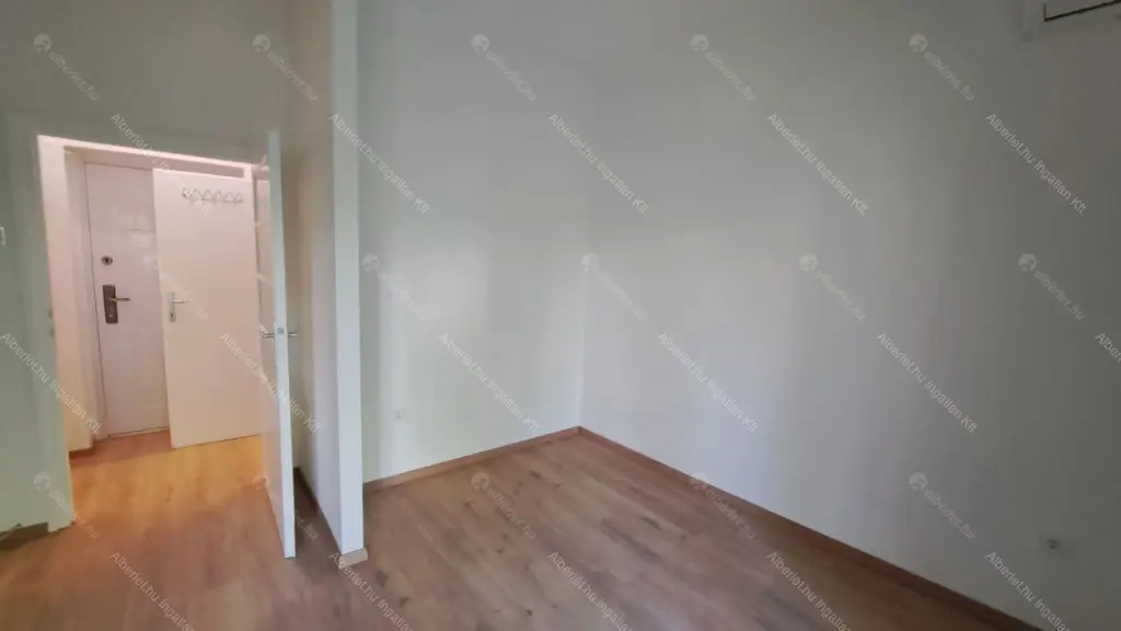 Kiadó albérlet 190000 Ft/hó áron: Budapest, II. kerület  Guyon köz. Mérete: 29 nm, 1 szobás | Alberlet.hu - 6708059