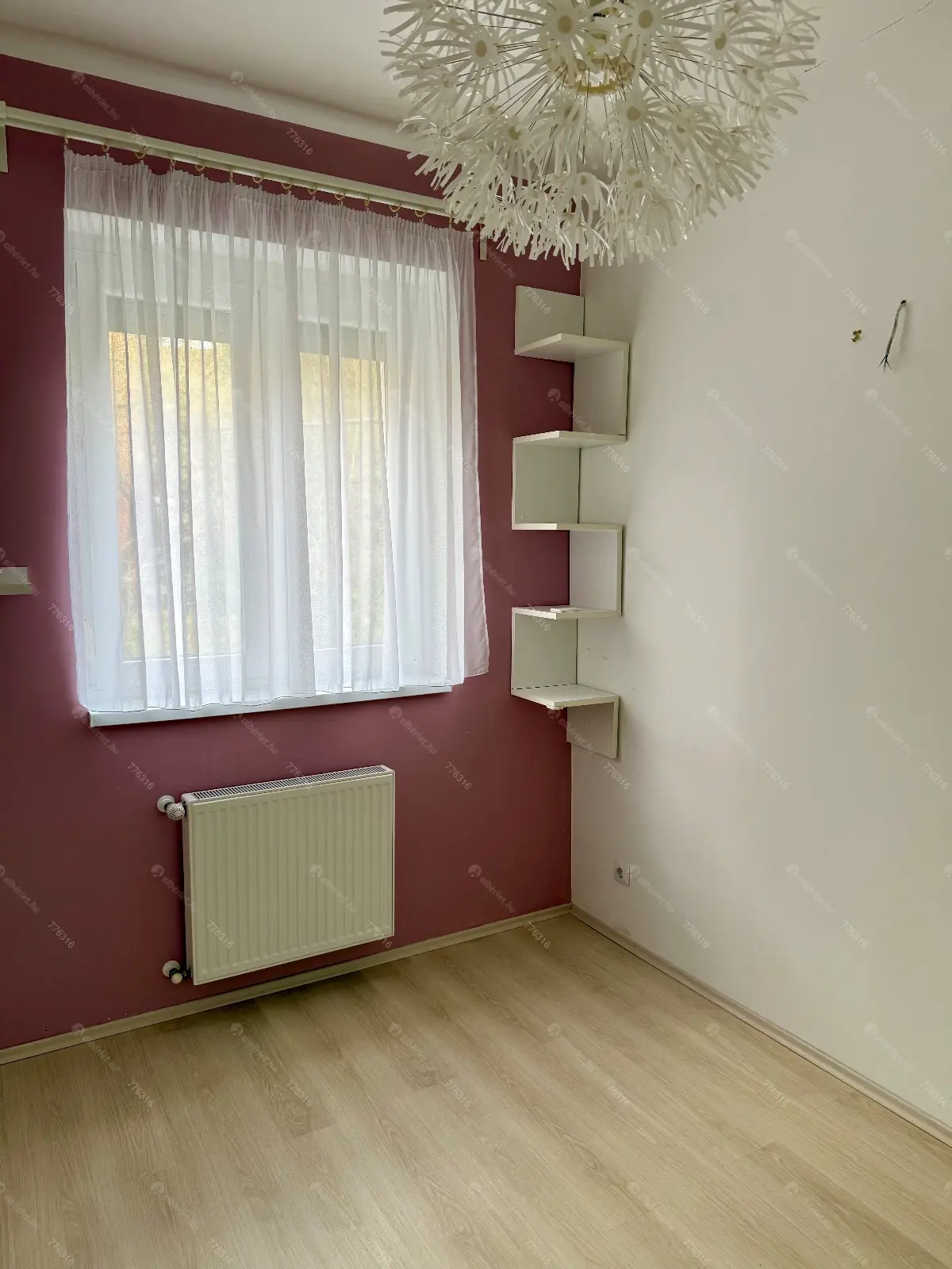 Kiadó albérlet 260000 Ft/hó áron: Budapest, II. kerület  Guyon köz. Mérete: 51 nm, 1 szobás | Alberlet.hu - 6684639